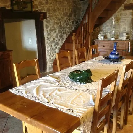 Maison d'hôtes Pierre Des Anges Montagny (Loire)